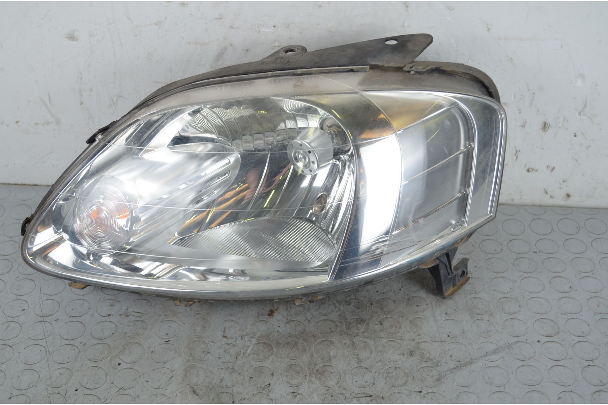 Faro Anteriore SX Volkswagen Fox dal 2003 al 2010 Cod 5Z1941005A  1718027632584