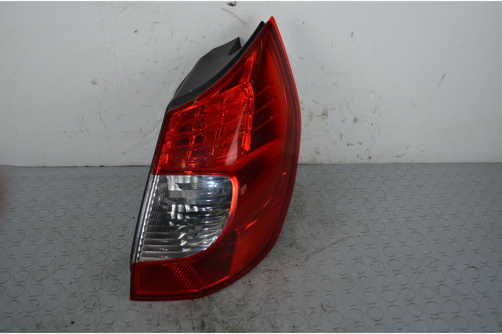 Fanale Stop Posteriore DX Renault Scenic II dal 2003 al 2009 Cod 8200474327  1718031670046