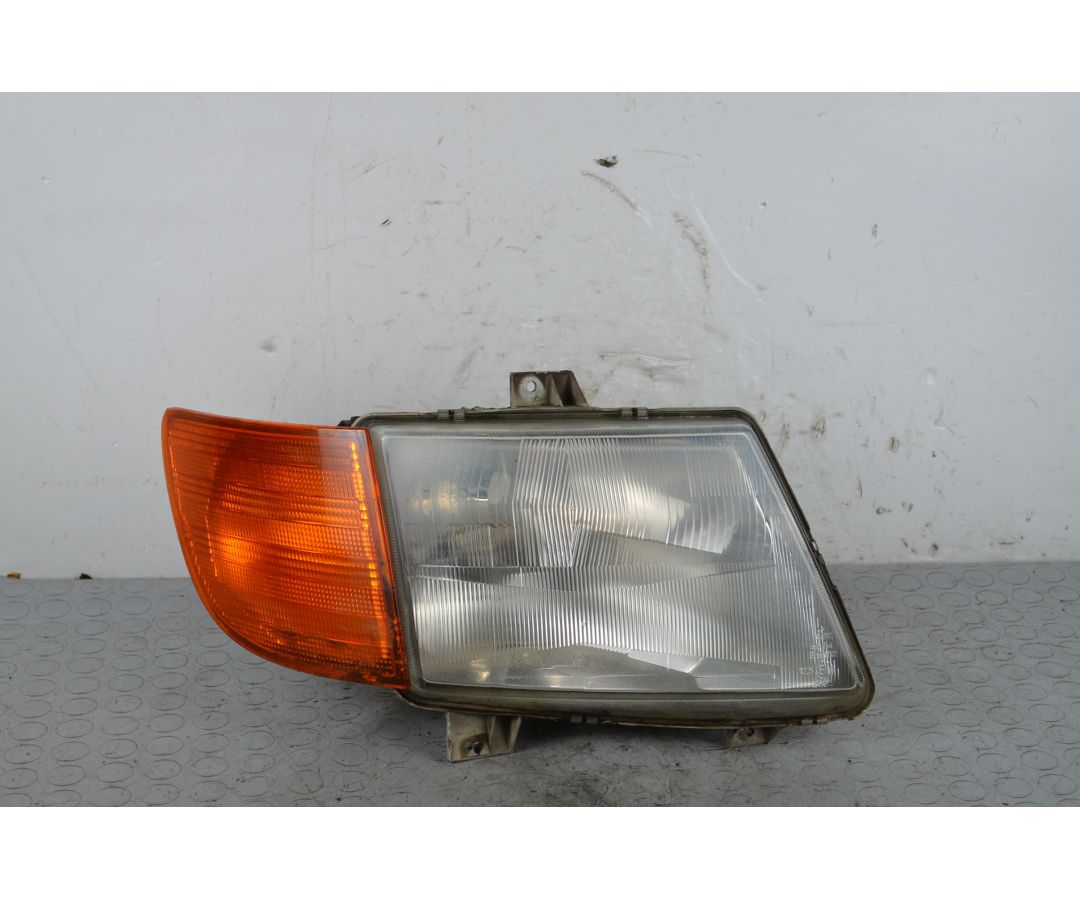 Faro anteriore DX Mercedes Sprinter I dal 1995 al 2000 Cod 67629585  1718089451970