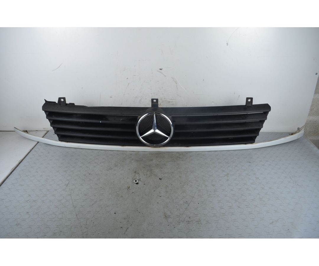 Griglia anteriore Mercedes Sprinter Dal 1995 al 2000 Cod A9018300218  1718178984785