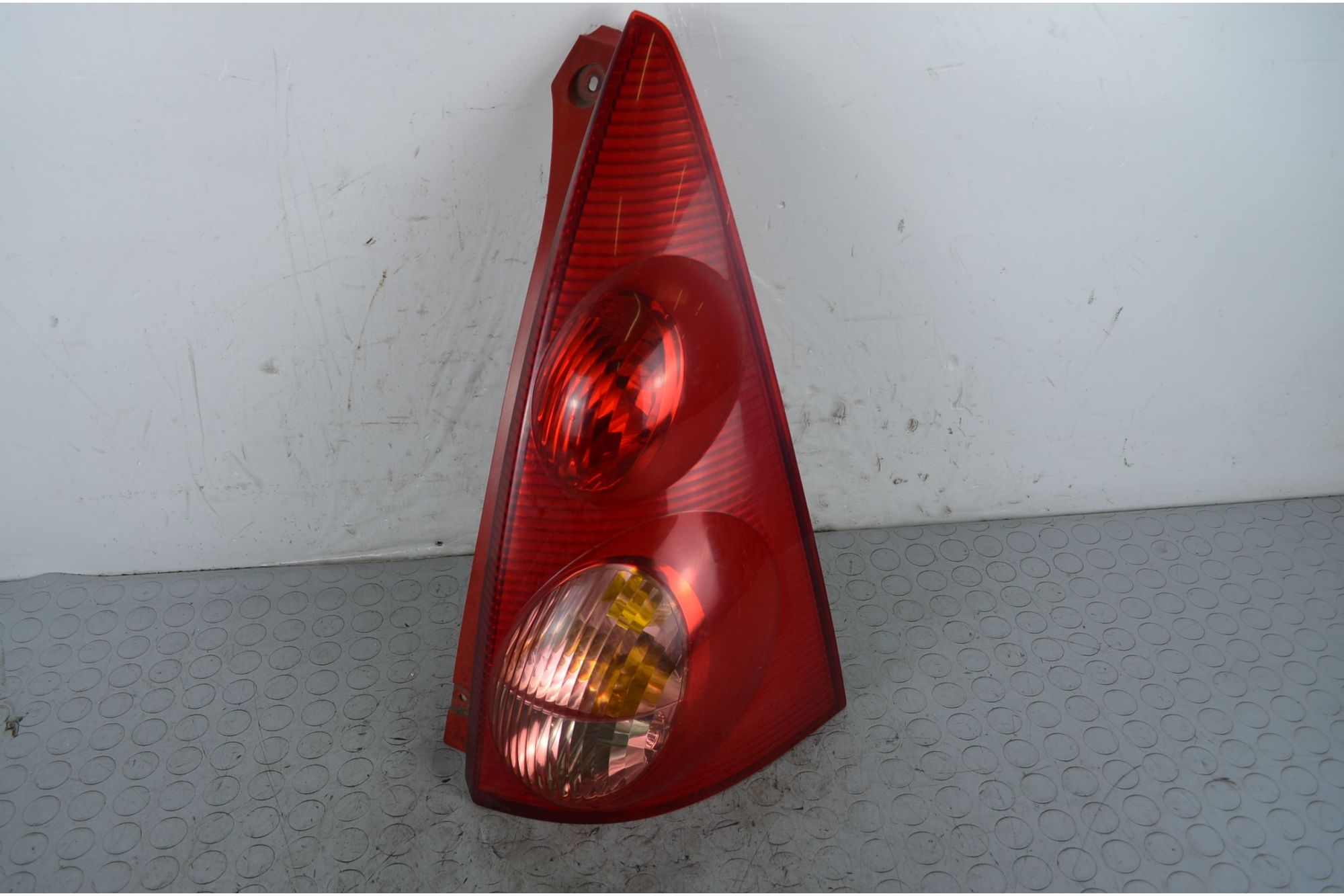 Fanale Stop posteriore DX Peugeot 107 Dal 2005 al 2014 Cod 81550-OH040  1718184686512