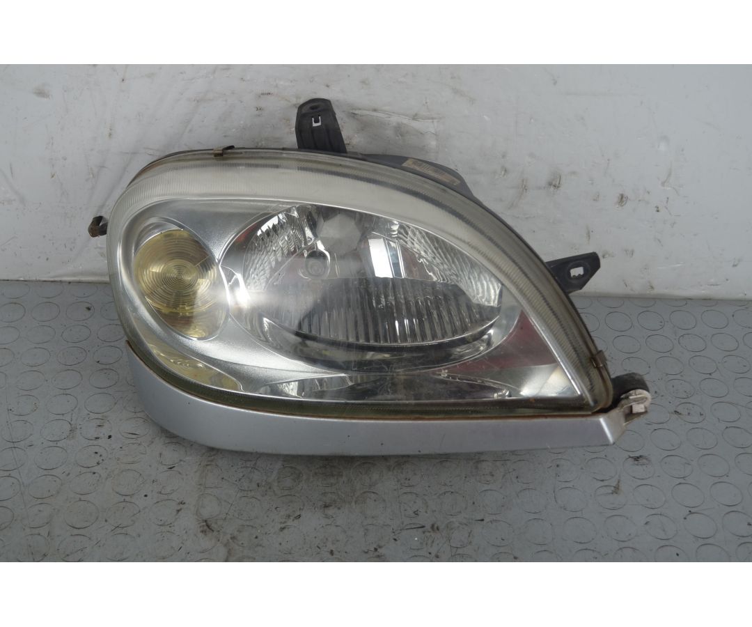 Faro anteriore DX Citroen Saxo Dal 1996 al 2004 Cod 6205W2  1718696216474