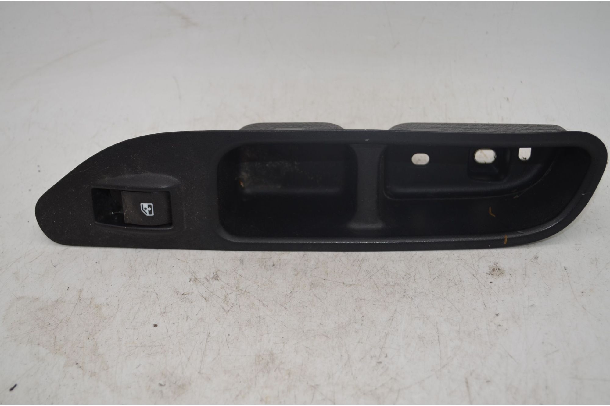 Pulsantiera alzacristalli anteriore DX Fiat Tipo Dal 2015 in poi Cod 7356314640e  1718707538168