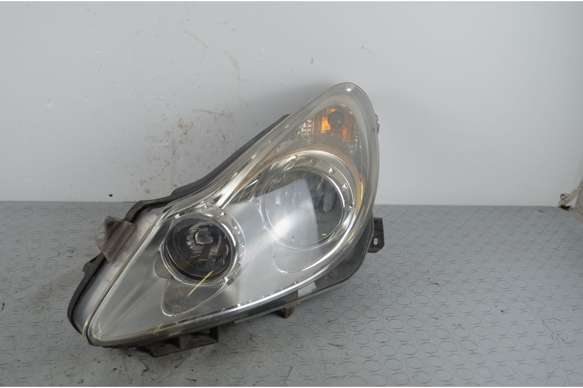 Faro fanale anteriore DX Opel Corsa D Dal 2006 al 2010 Cod 13186391  1718879235308