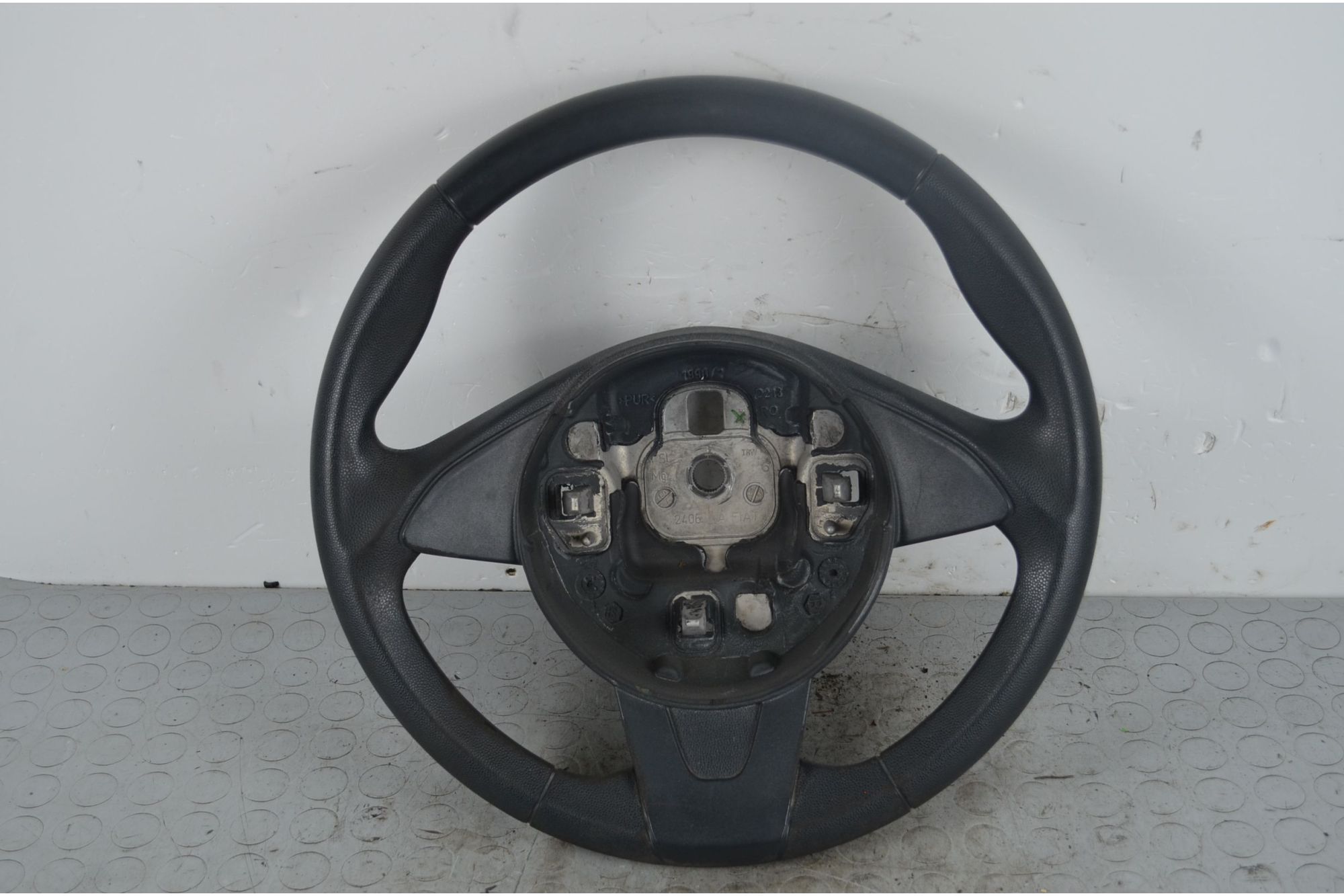 Volante Ford KA Dal 2008 al 2016 Cod 1567629  1718963622502