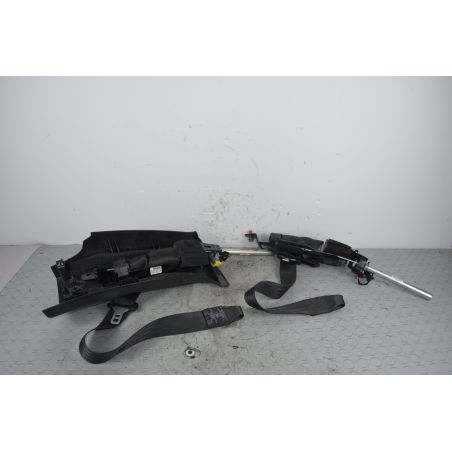 Cinture di sicurezza anteriori DX e SX Volvo C30 Dal 2006 al 2012 Cod 6162494r0a  1718966938761