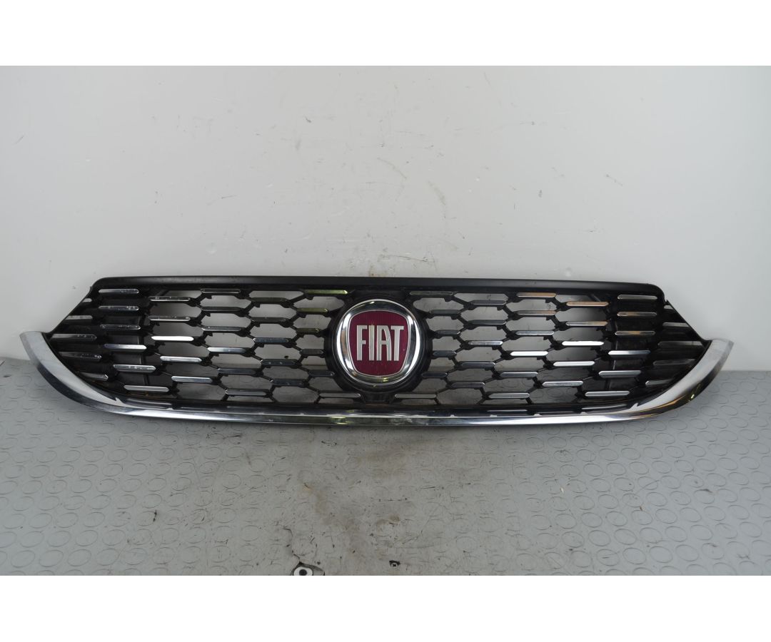 Griglia anteriore Fiat Tipo Dal 2015 in poi Cod 52033259  1719211630942