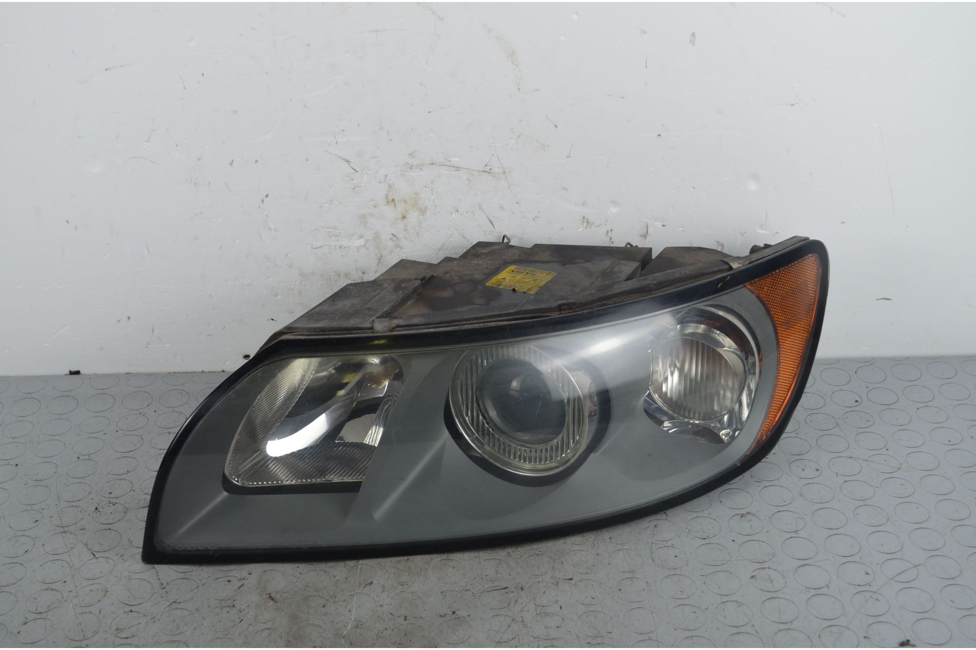 Faro anteriore SX Volvo V50 Dal 2004 al 2012 Cod 30698885  1719298248450