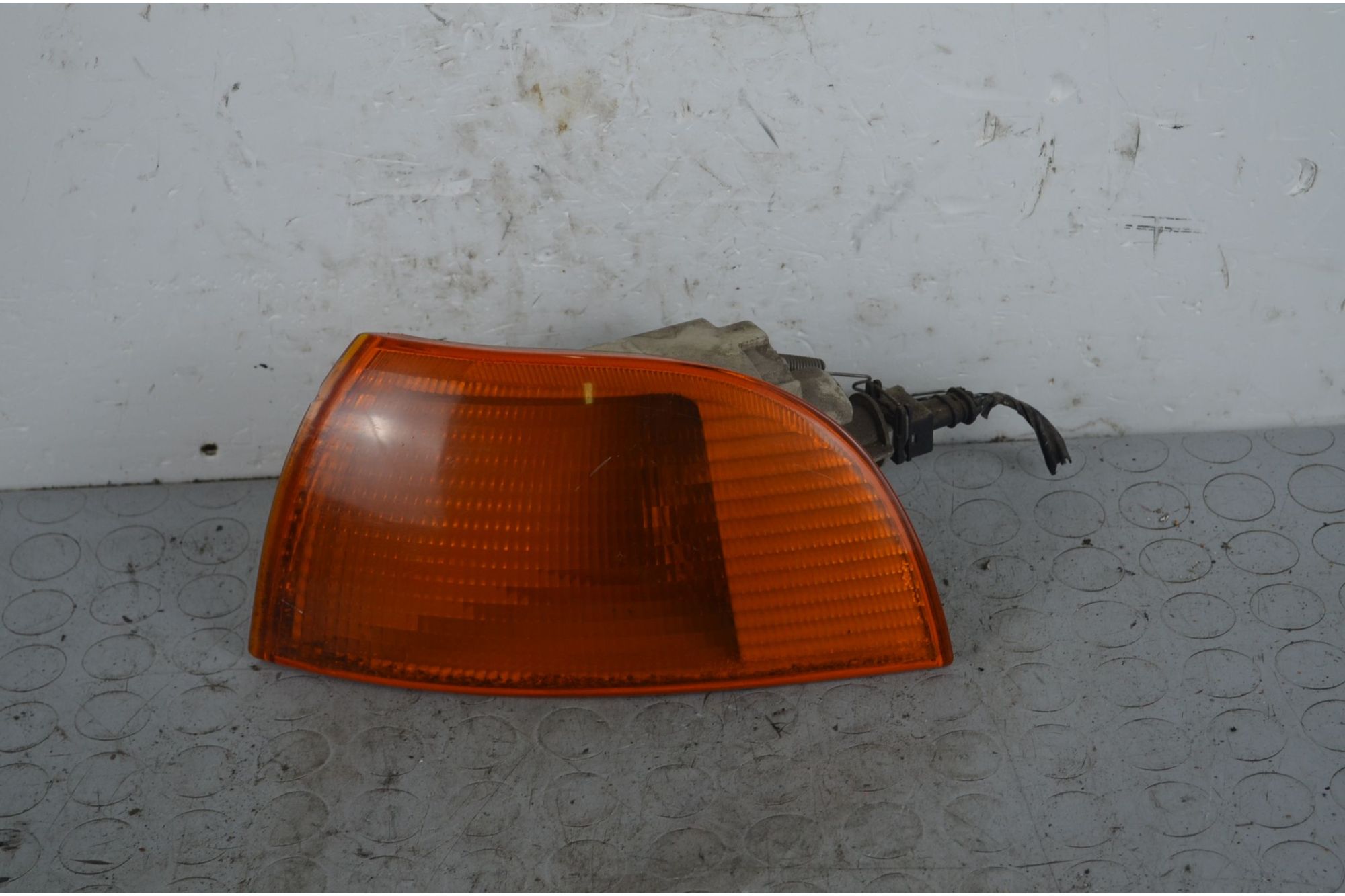 Freccia direzionale anteriore SX Fiat Punto dal 1993 al 1999 Cod 46402656  1719300161982