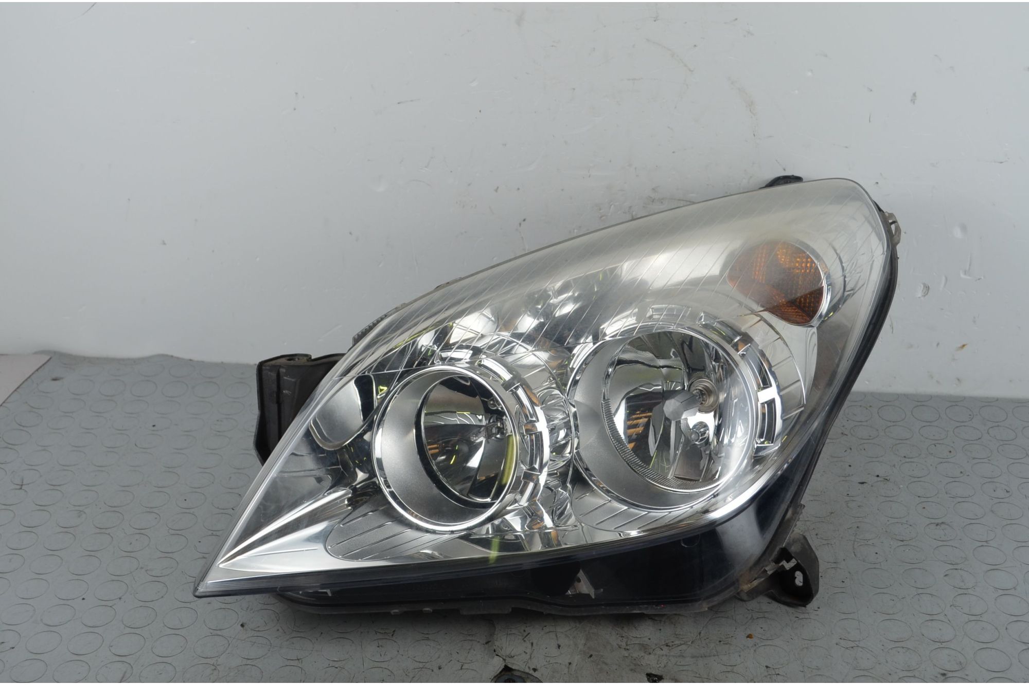 Faro Anteriore SX Opel Astra H dal 2004 al 2011 Cod 1eg270370-41  1719304919480