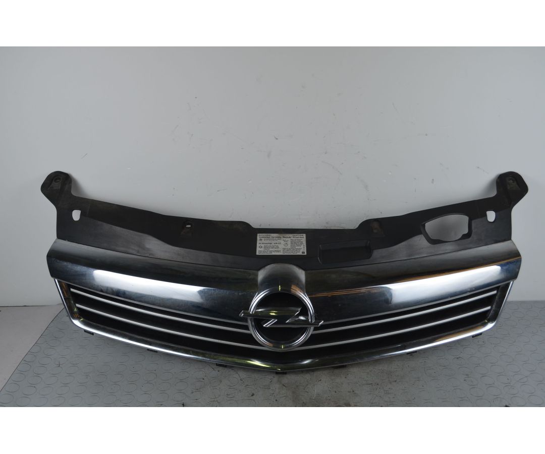 Griglia Anteriore Opel Astra H dal 2004 al 2011 Cod 13225775  1719309987187