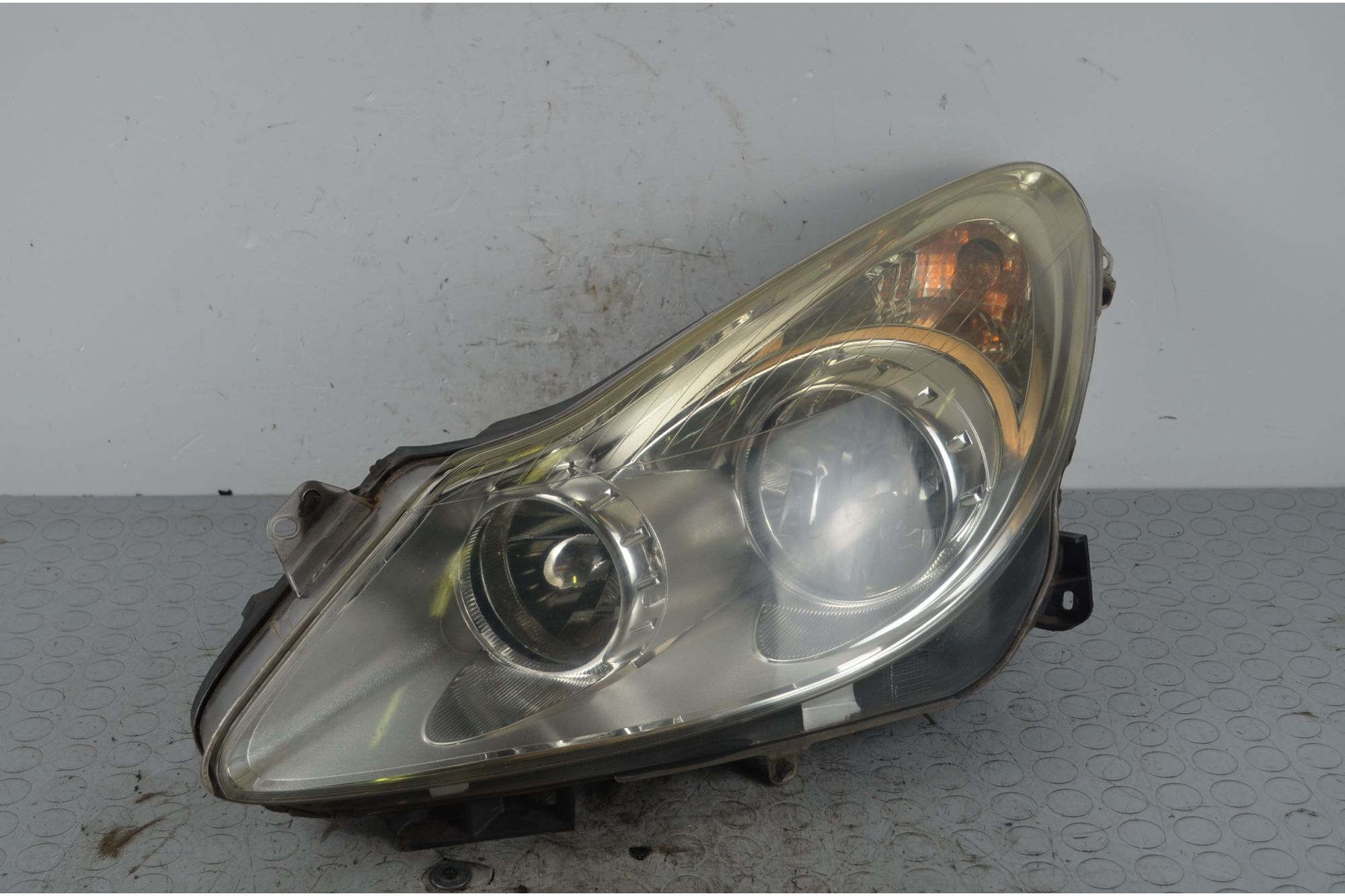 Faro fanale anteriore SX Opel Corsa D Dal 2006 al 2010 Cod 13186381  1719474426351