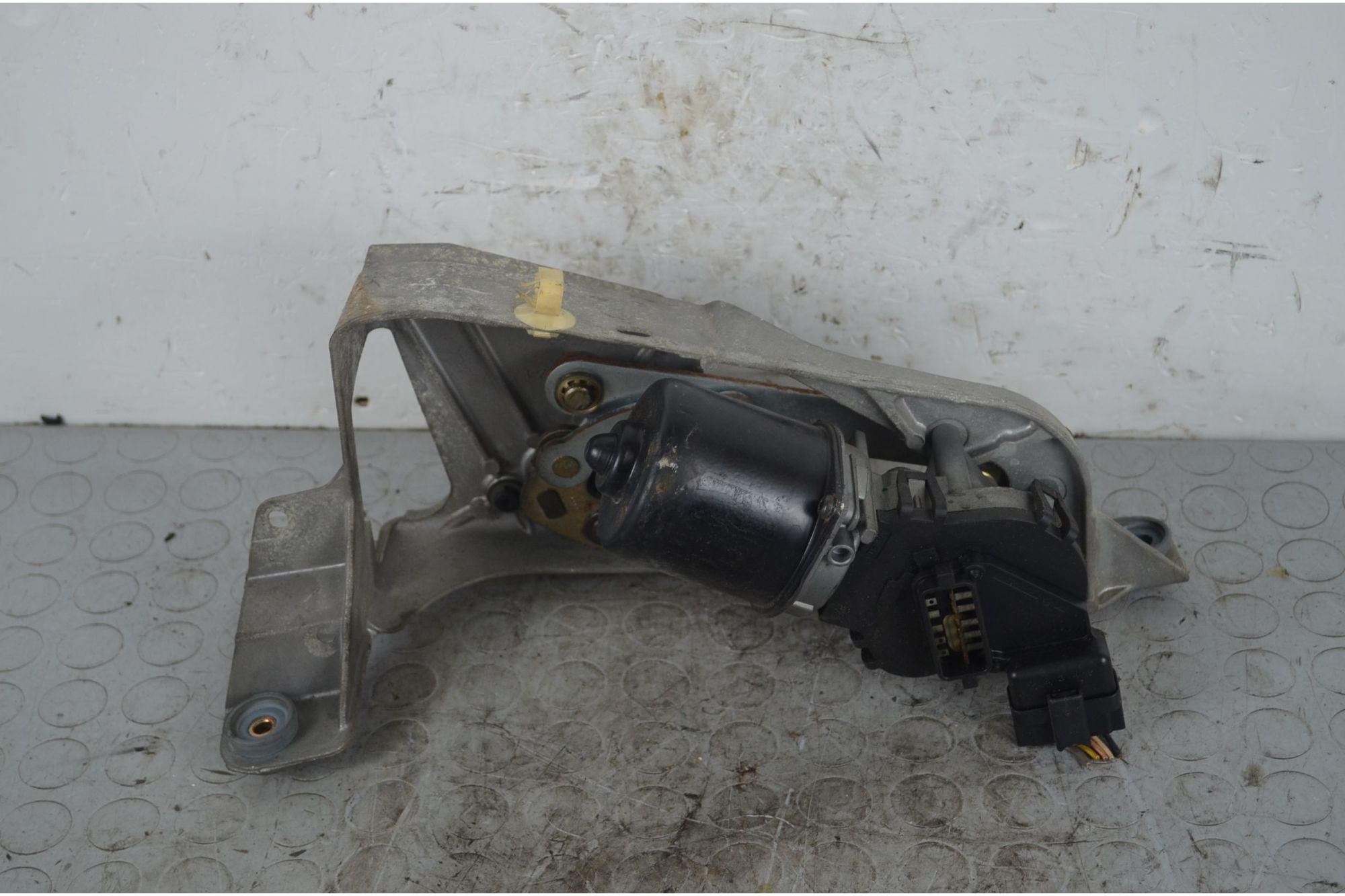 Motorino tergicristalli anteriore Renault Twingo Dal 1993 al 2007 Cod 8200071334  1719990424978