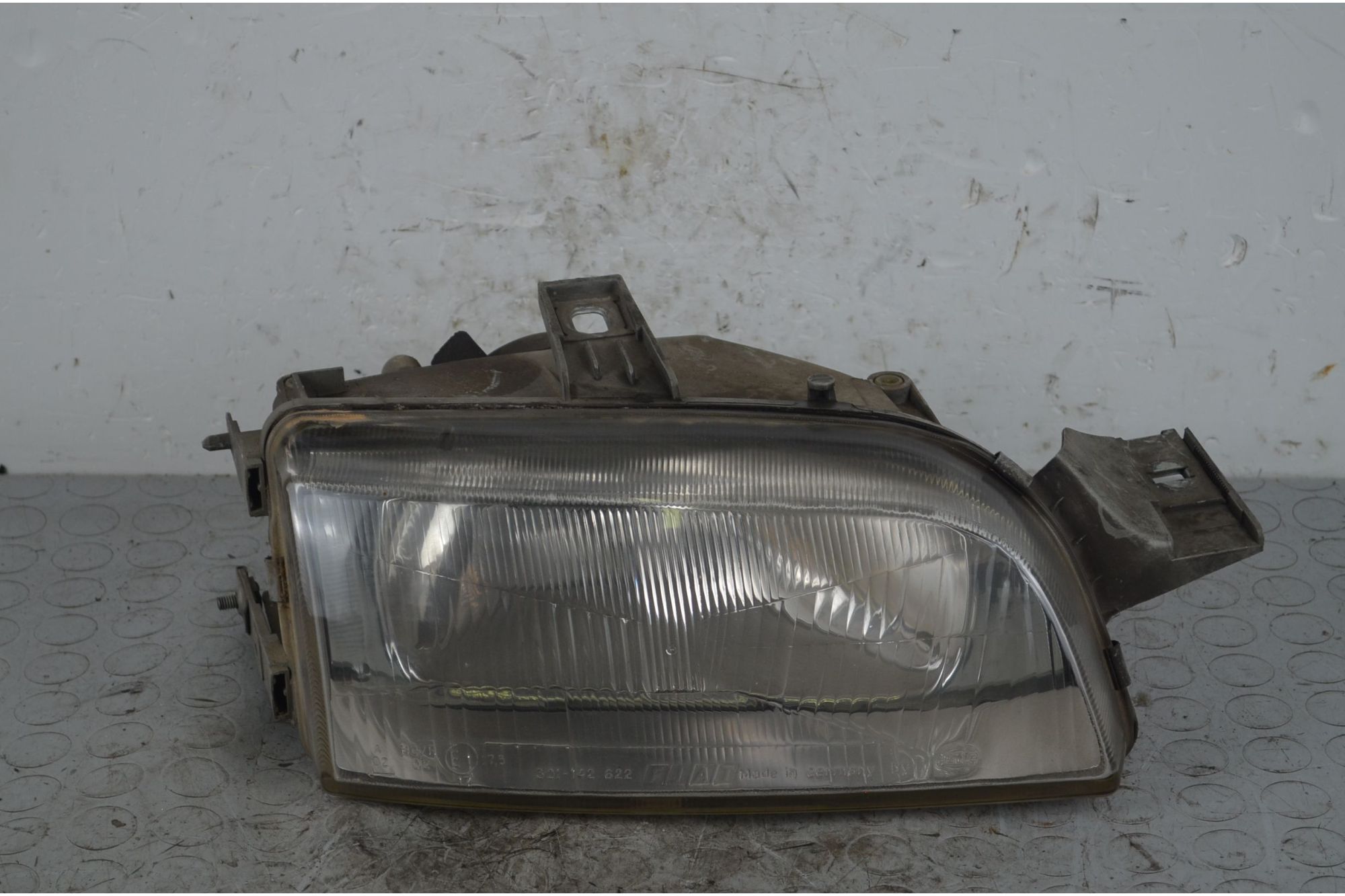 Faro anteriore Dx Fiat Punto dal 1993 al 1999  Cod 46433209  1720002843496