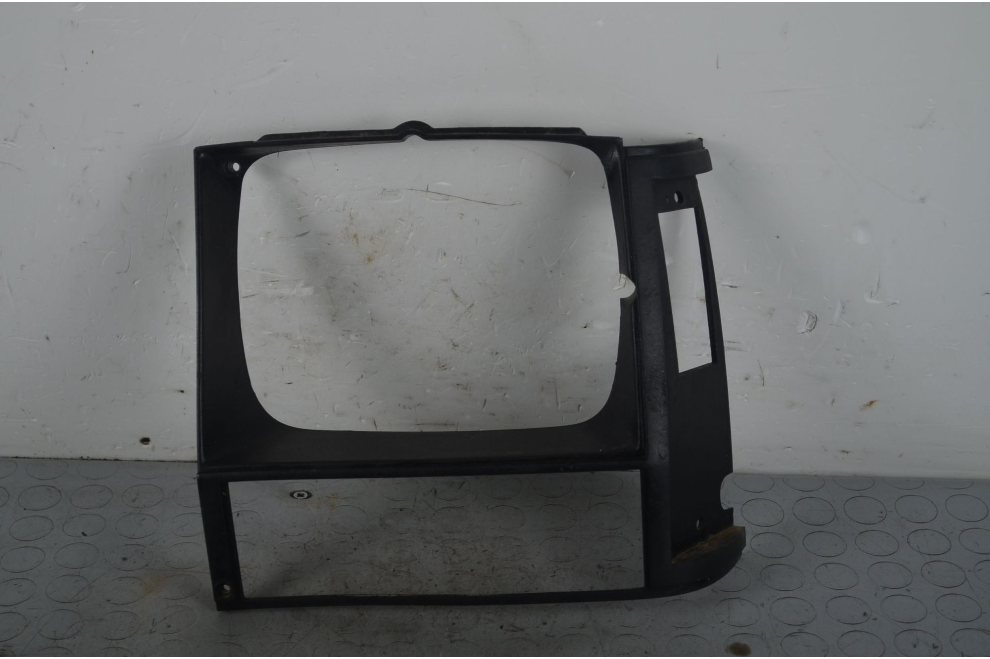 Cornice faro anteriore SX Jeep Cherokee XJ Dal 1984 al 1996 Cod 8955000681  1720102377006