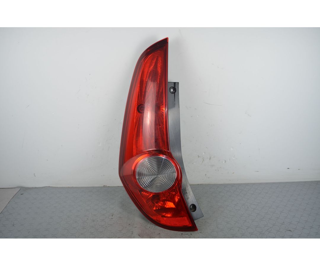 Fanale Stop posteriore SX Opel Agila B Dal 2008 al 2015 Cod 93193683  1720778052917