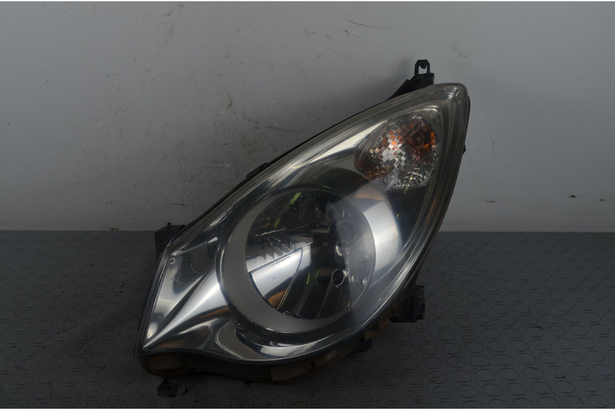 Faro anteriore SX Opel Agila B Dal 2008 al 2015 Cod 35300-52k00  1721039861323