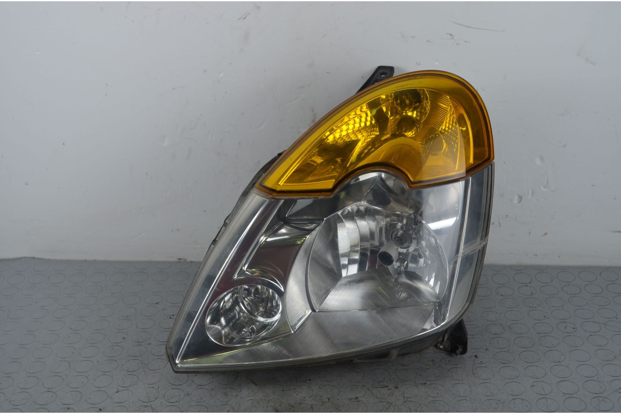 Faro anteriore SX Renault Modus Dal 2004 al 2008 Cod 8200301829  1721047067885