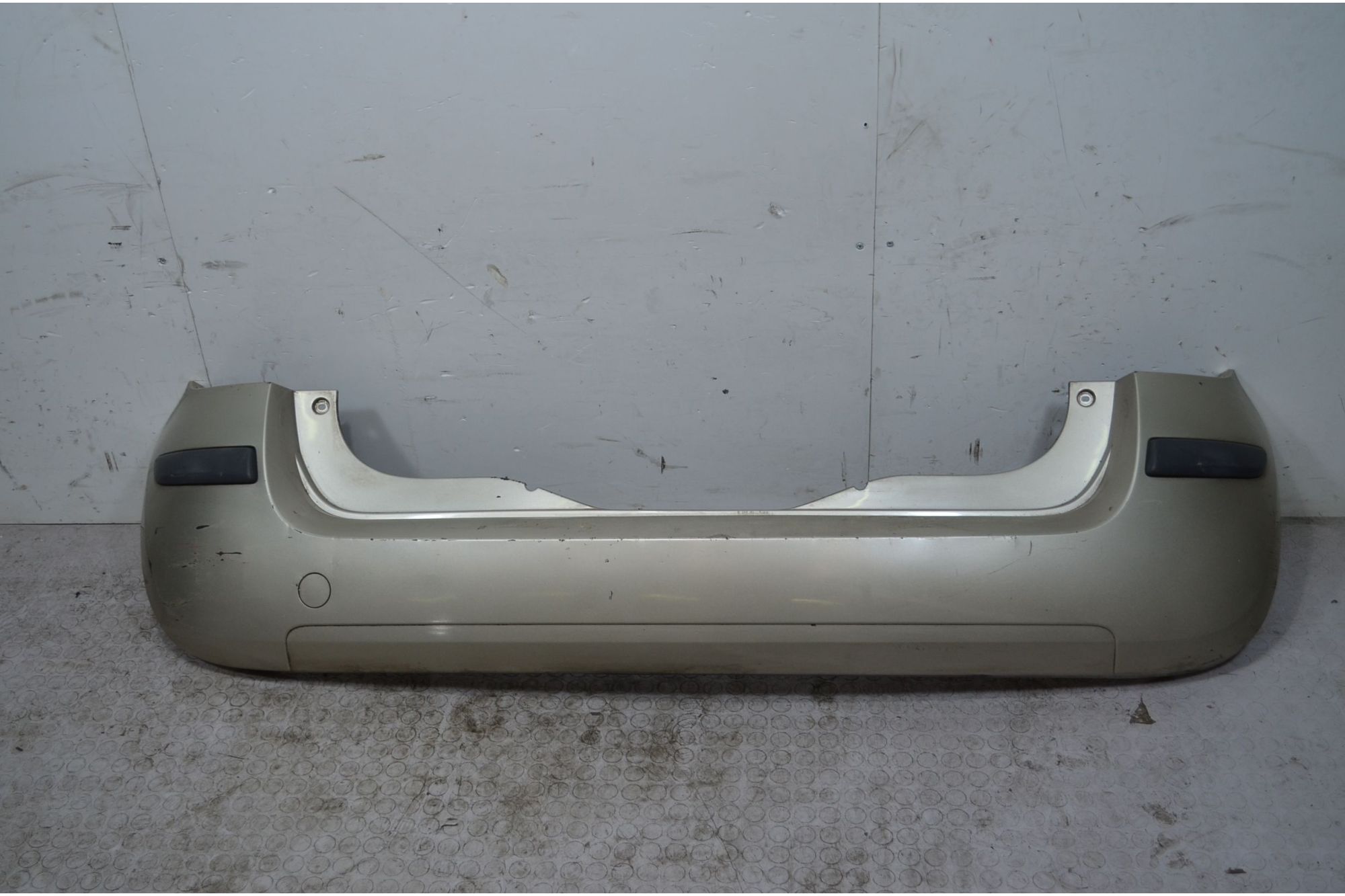 Paraurti Posteriore Renault Modus dal 2004 al 2008 Cod 7751475770  1721124382887