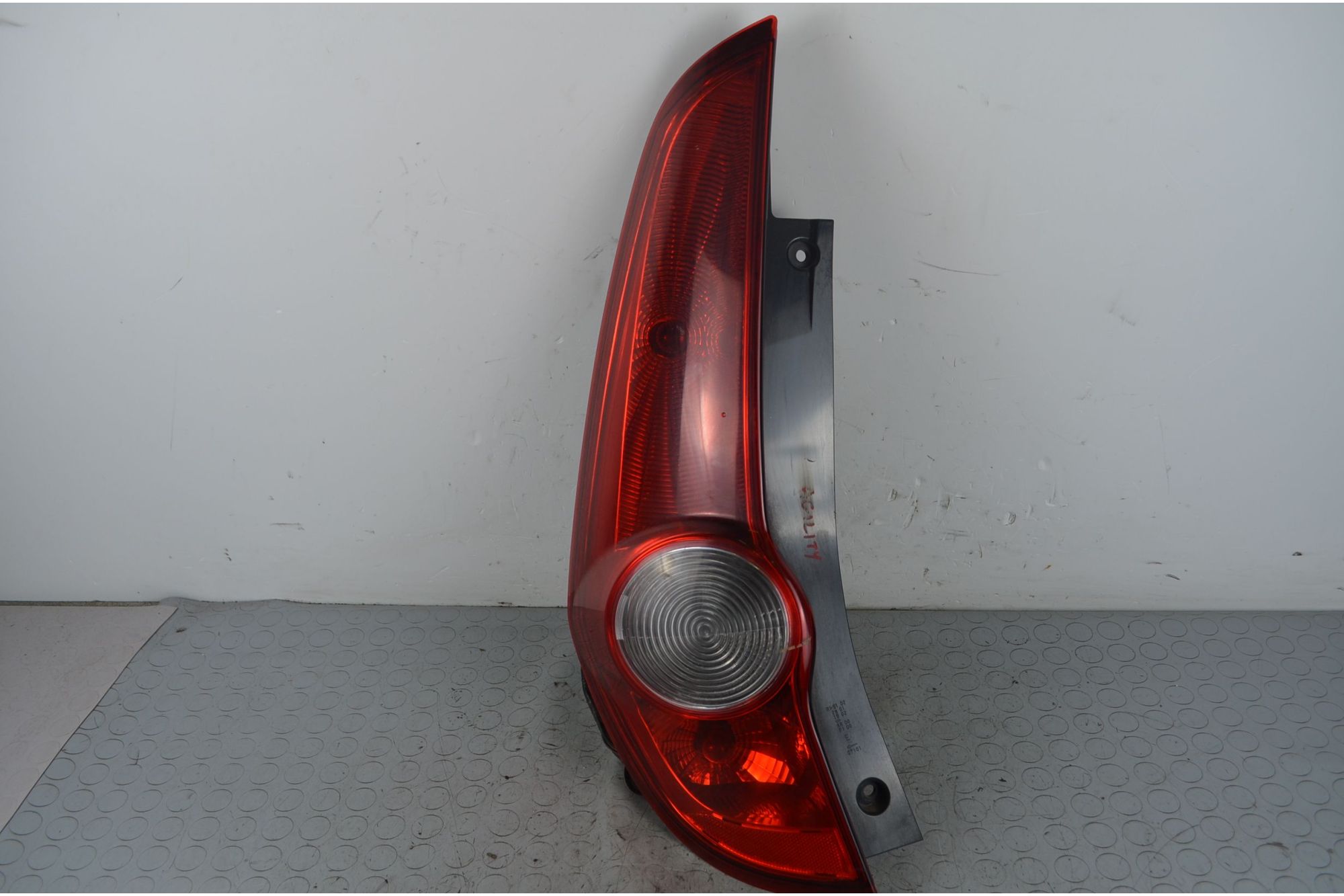 Fanale Stop posteriore SX Opel Agila B Dal 2008 al 2015 Cod 93193683  1721136974926