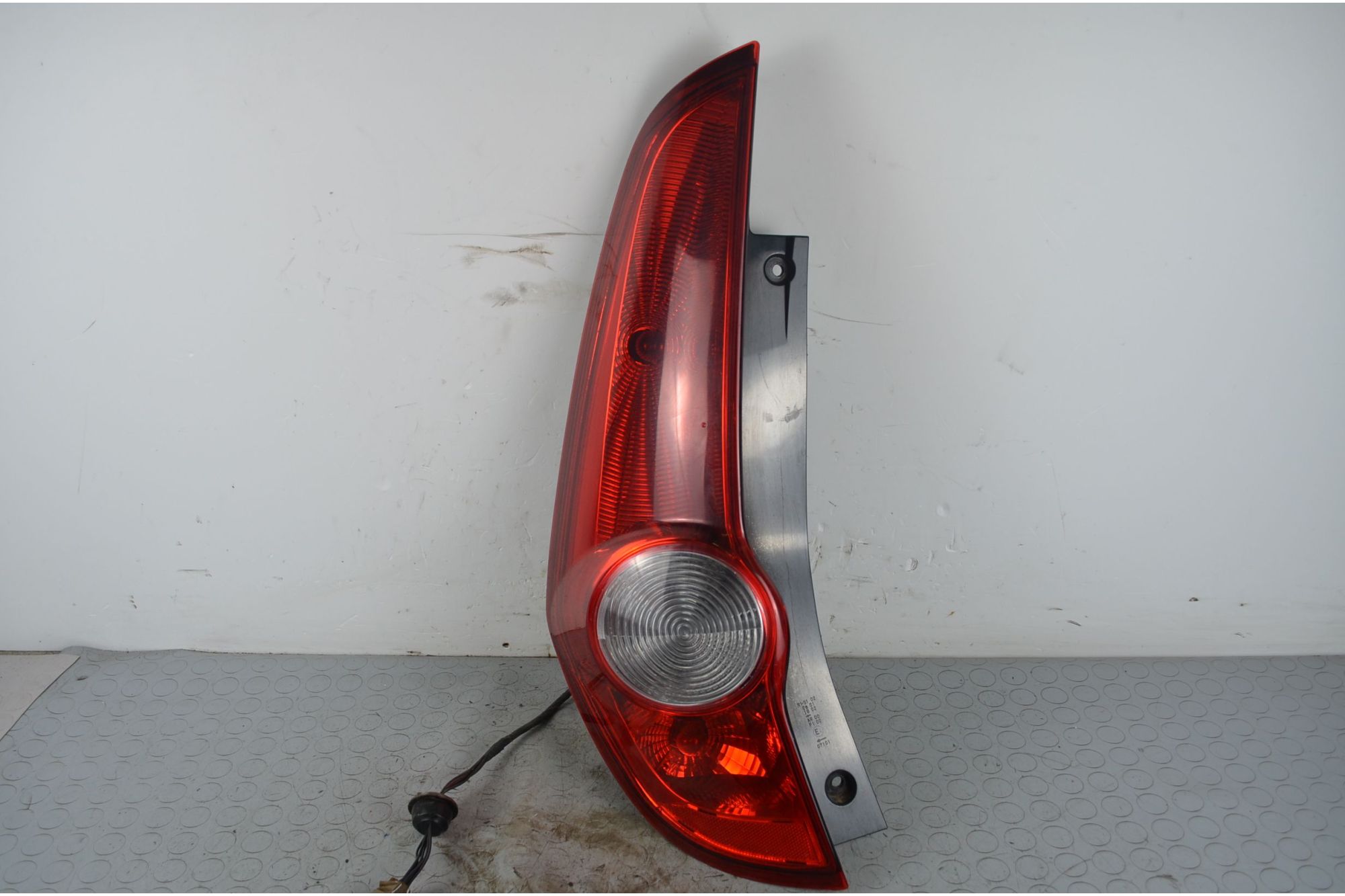 Fanale Stop posteriore SX Opel Agila B Dal 2008 al 2015 Cod 93193683  1721297529331