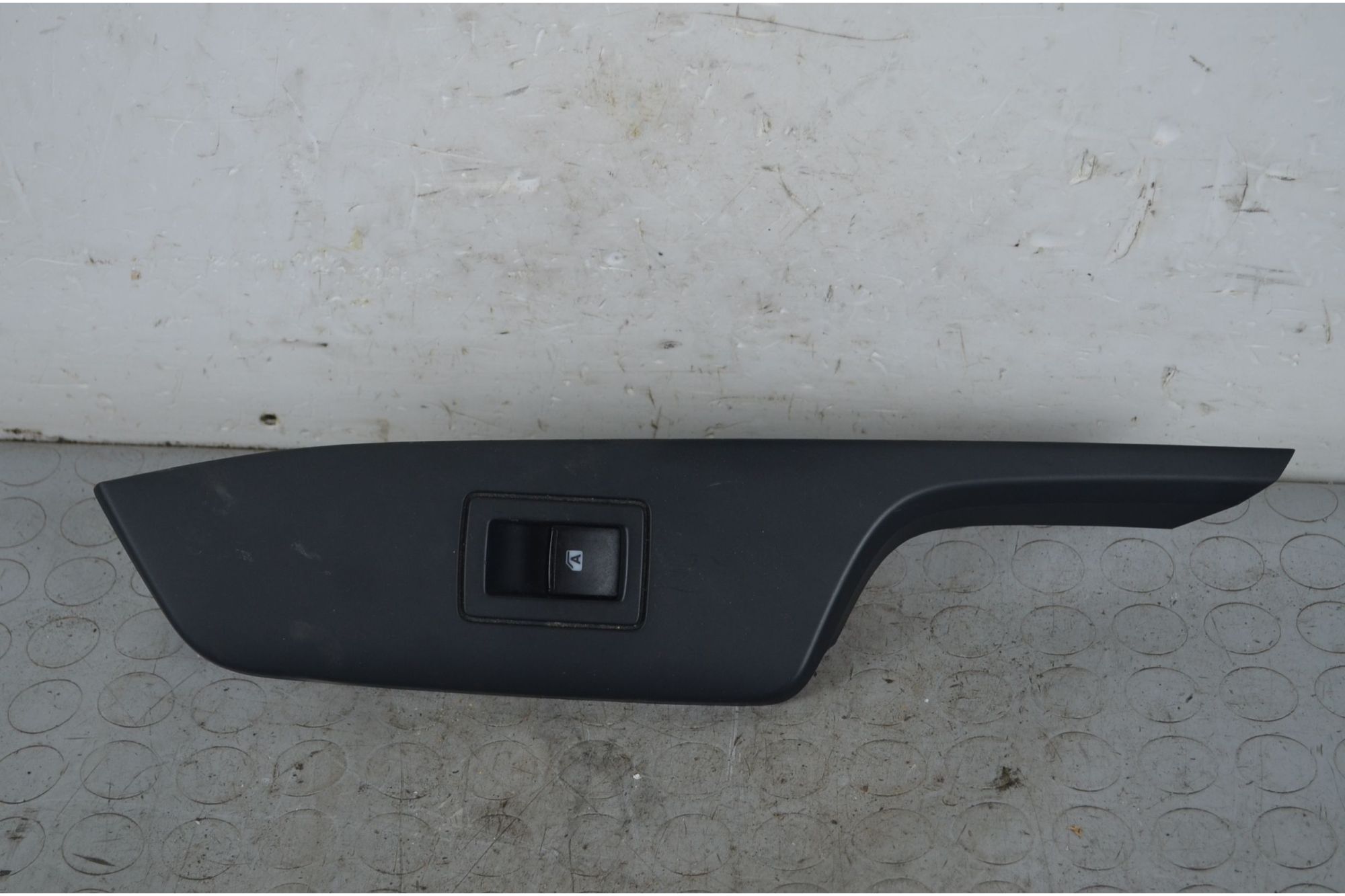 Pulsantiera alzacristalli anteriore DX Toyota C-HR Dal 2016 Cod 74231F4050  1721898214247