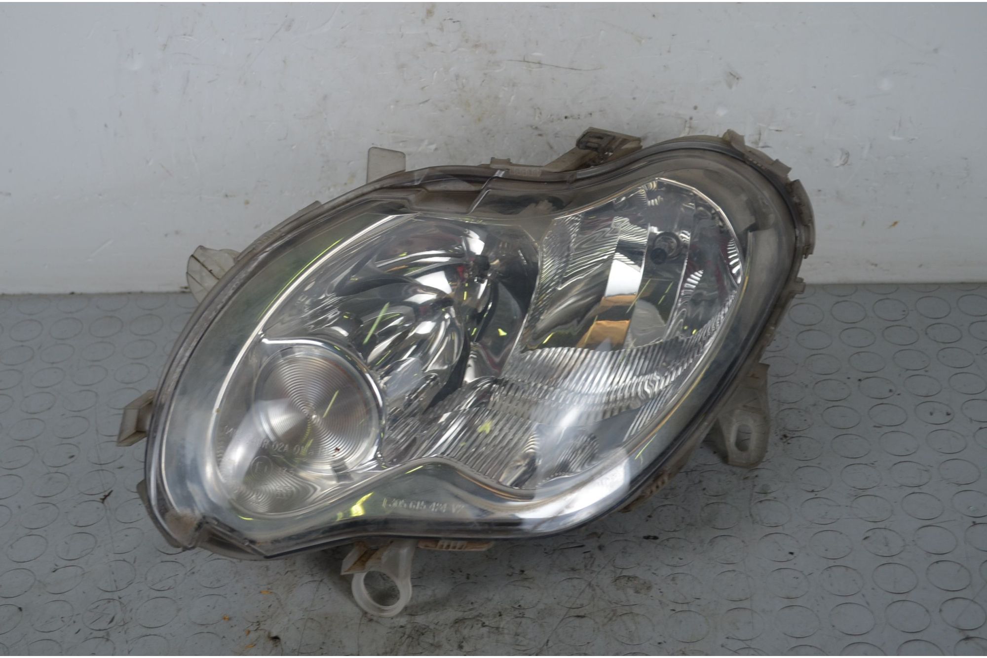 Faro anteriore SX Smart ForTwo W450 Dal 1998 al 2007 Cod 0301169201  1722505528597