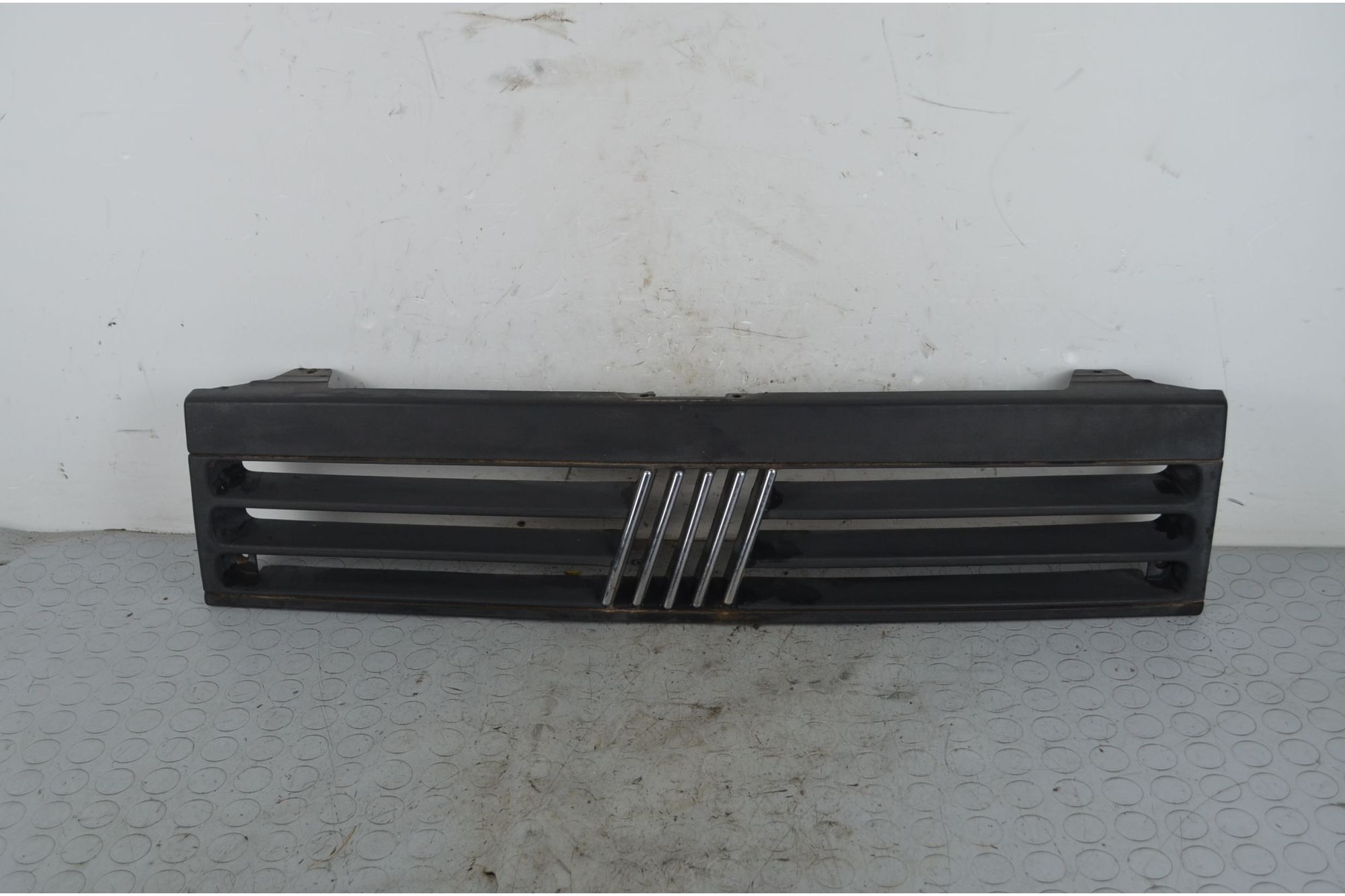 Griglia anteriore Fiat Panda 141 Dal 1986 al 2003 Cod 7710208  1722592648550