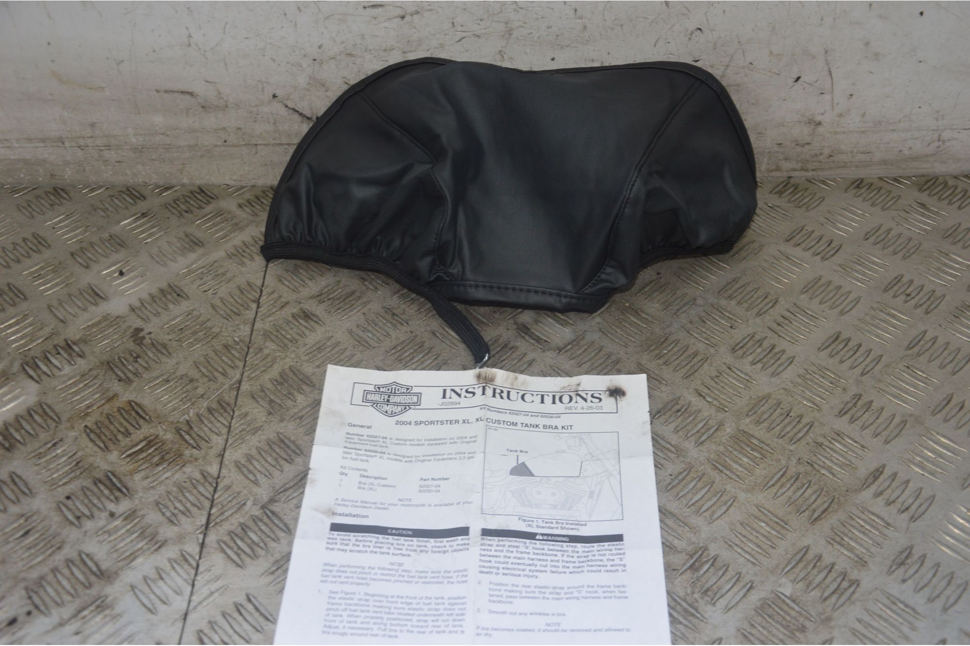 Copertura Proteggi Serbatoio Harley Davidson Harley-Davidson Sporster XL Dal 2004 in poi Cod 62027-04  1723111405074