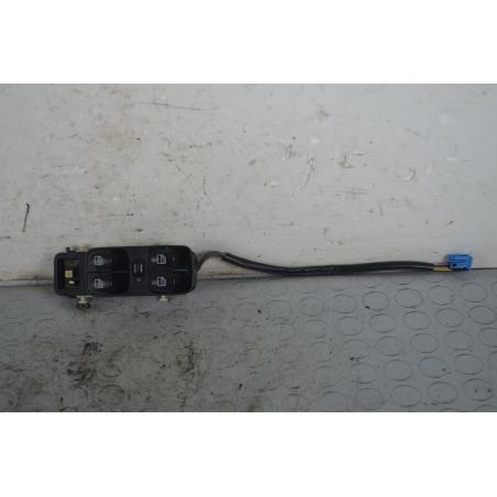 Pulsantiera alzacristalli anteriore SX Mercedes Classe C W203 Dal 2000 al 2007 Cod A20382106797167  1723464846951