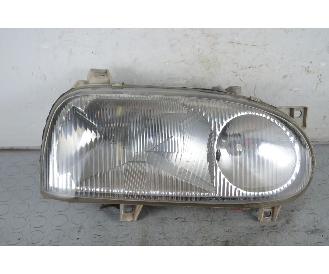 Faro Anteriore DX Volkswagen Golf III dal 1991 al 1999 Cod 084411115  1723532438965