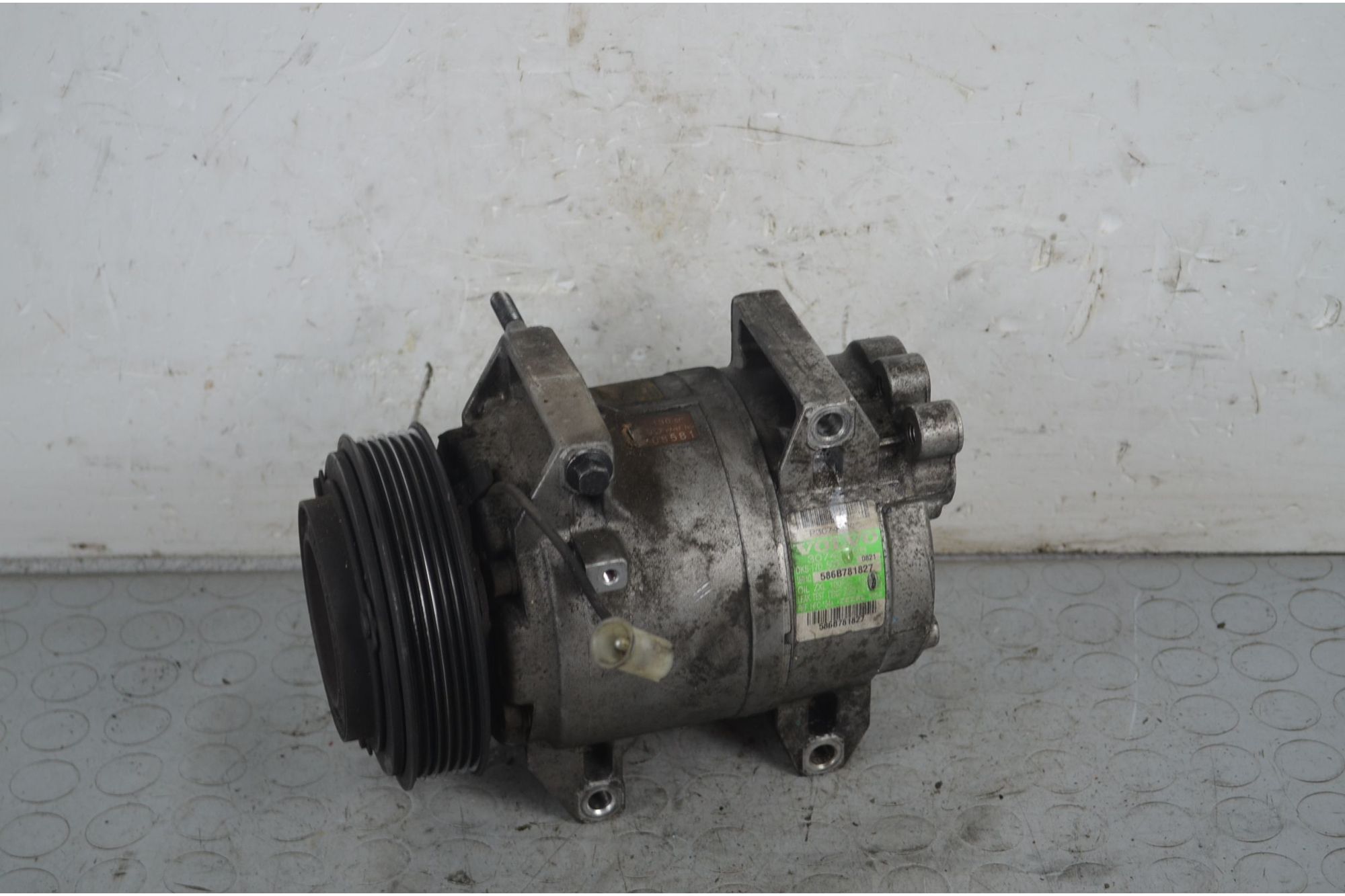 Compressore AC Volvo XC70 dal 2000 al 2007 Cod 30742206  1723542146751