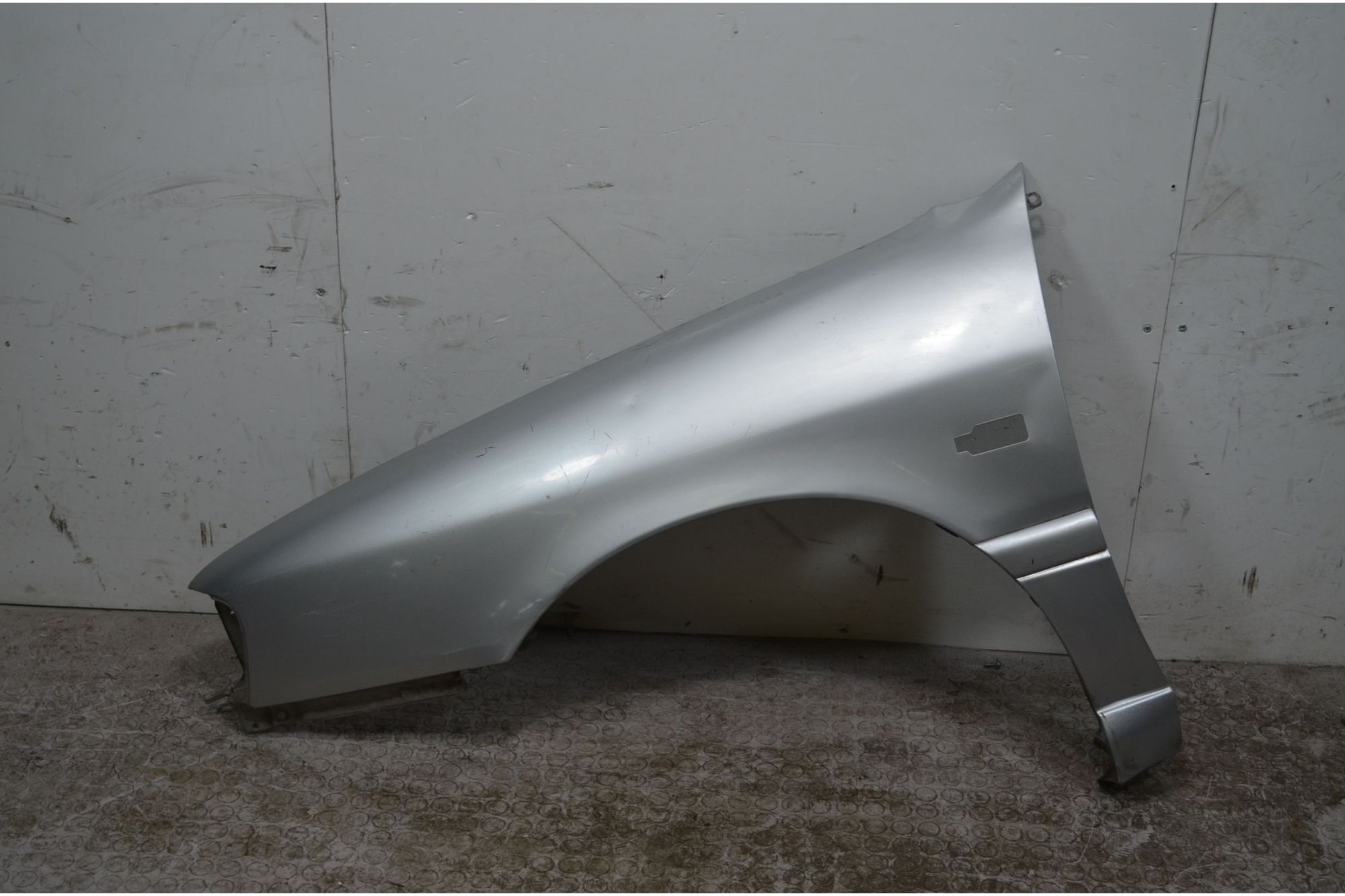 Parafango Anteriore SX Nissan Primera P11 dal 1995 al 1999 Cod 631012J030  1724407105265