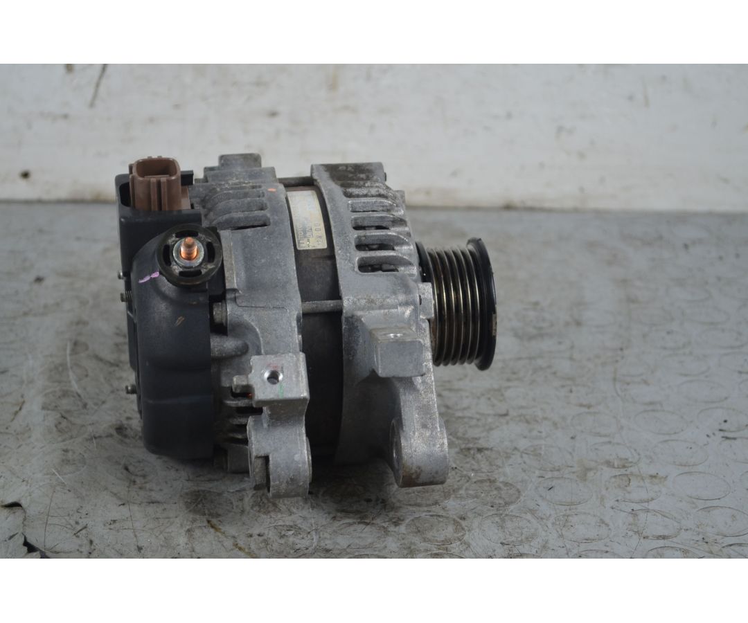 Alternatore Toyota Yaris II dal 2005 al 2011 Cod 270600Y030  1724754759036