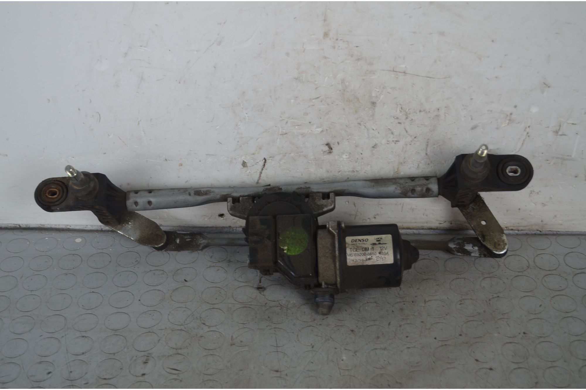 Motorino tergicristalli anteriore Fiat 500 Dal 2007 al 2014 Cod MS159200-8650  1725351338471