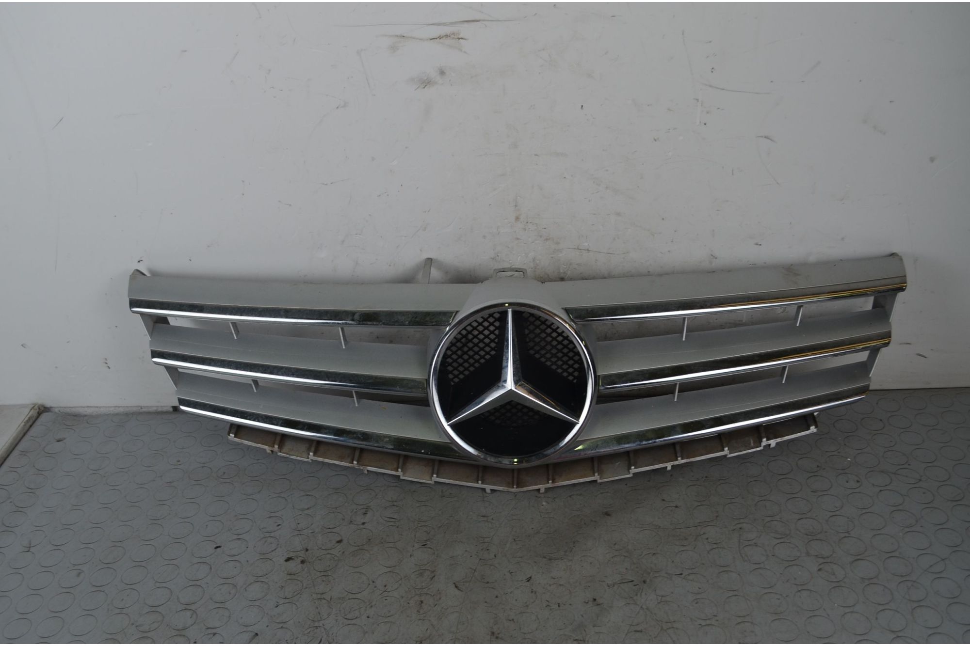 Griglia anteriore Mercedes Classe A W169 Dal 2005 al 2011 Cod A1698881360  1725356408445