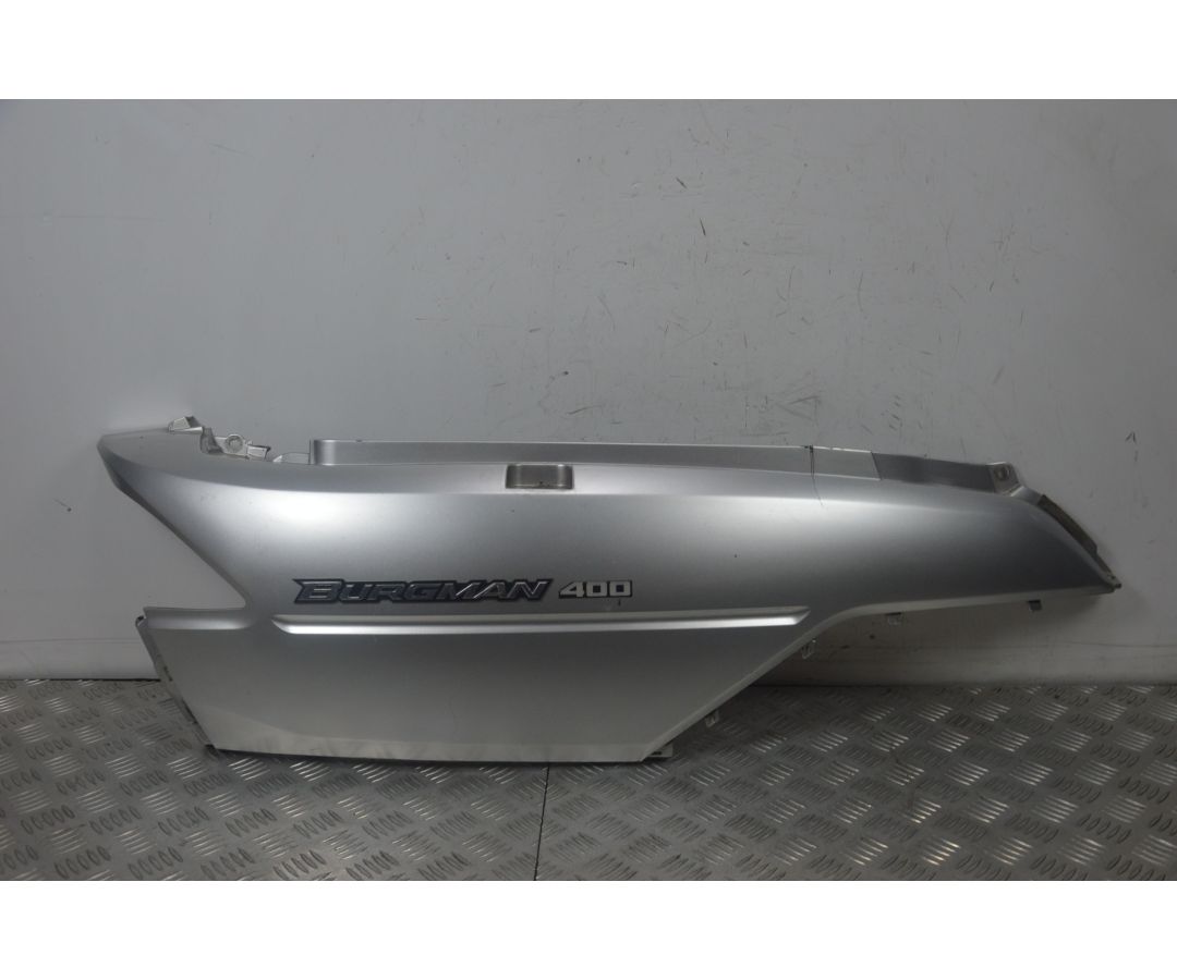 Carena Fianchetto Posteriore Destro Suzuki Burgman 400 K2 Dal 2000 al 2003  1725443136114