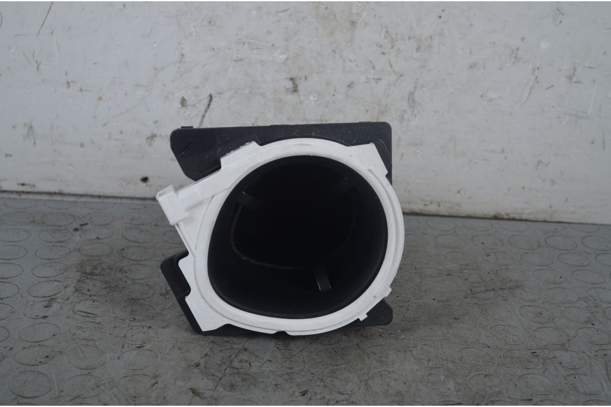 Porta bicchiere Toyota C-HR Dal 2016 in poi Cod 55619-F4090  1725520762748