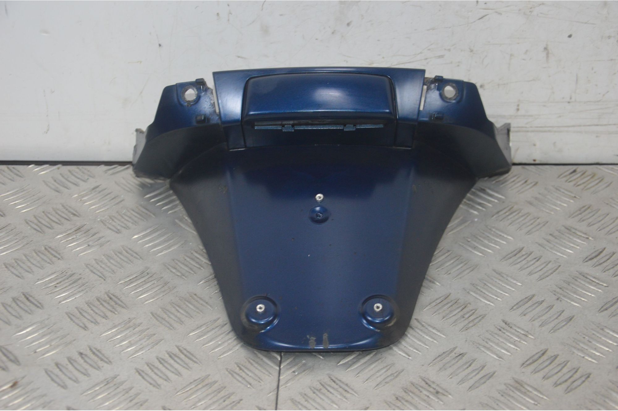 Carena Portatarga Piaggio Vespa LX 125 / 150 Dal 2012 al 2013  1725528770226