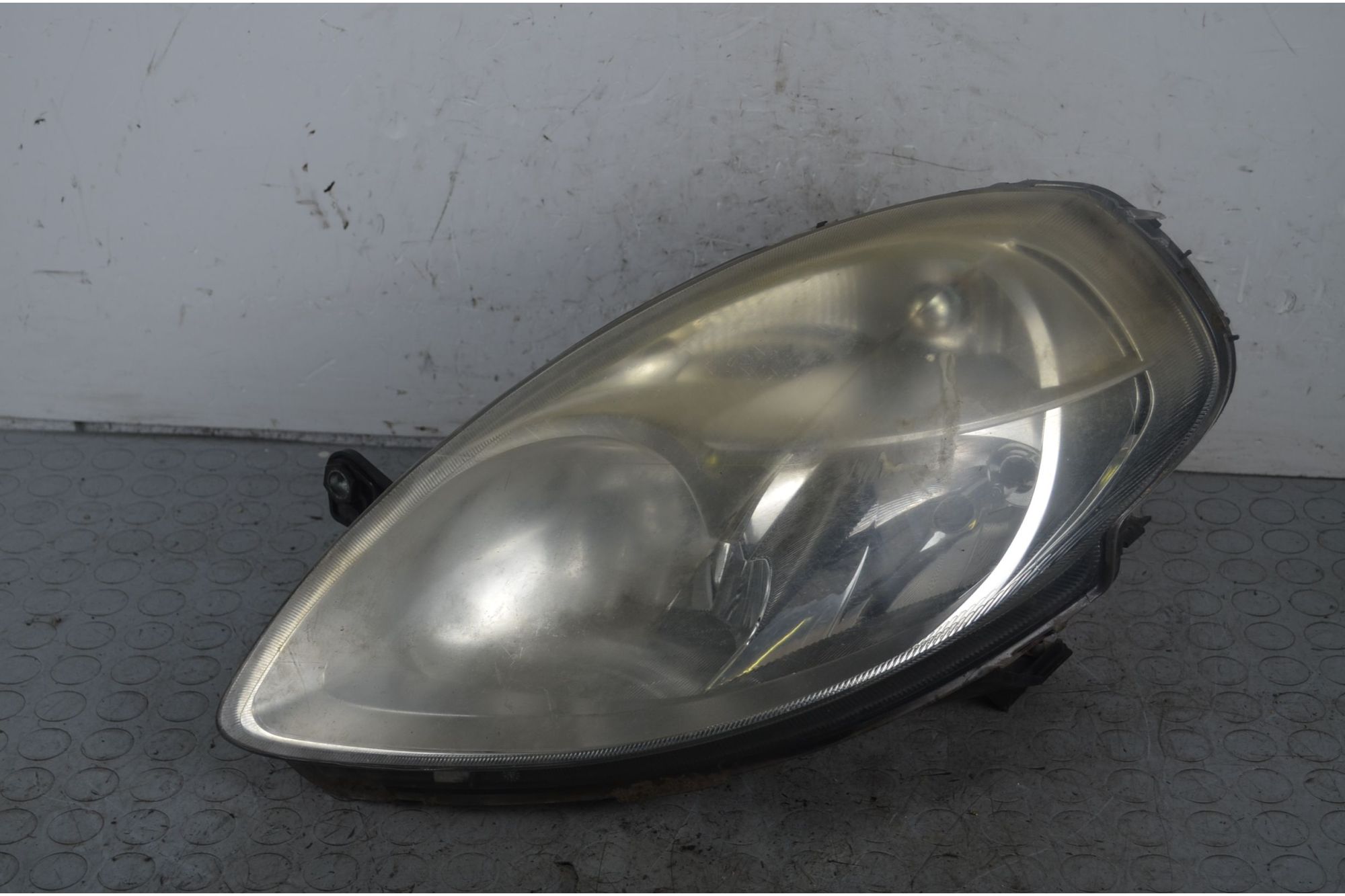 Faro anteriore SX Lancia Ypsilon Dal 2003 al 2011 Cod 51786654  1725867082998