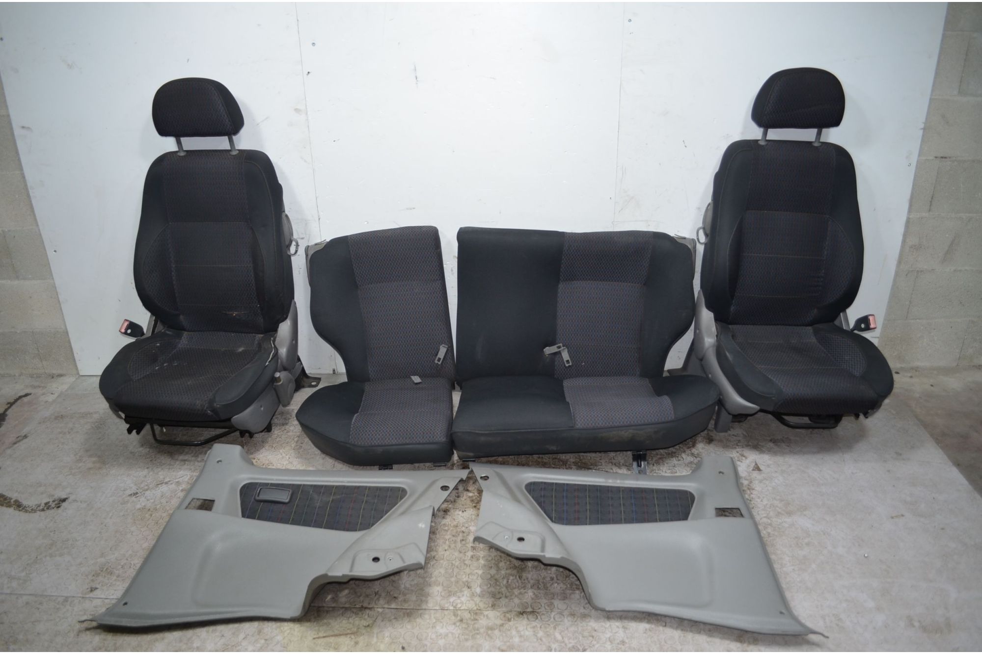 Tappezzeria completa Fiat Punto 176 Dal 1993 al 1999 3 porte  1725875588239