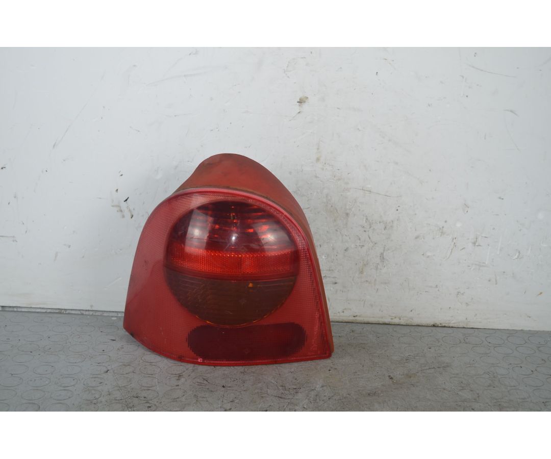 Fanale Stop posteriore SX Renault Twingo Dal 2000 al 2007 Cod 7700426319  1725886482472