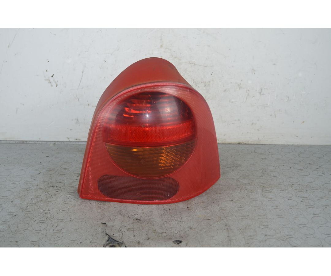 Fanale Stop posteriore DX Renault Twingo Dal 2000 al 2007 Cod 7700426320  1725954376825