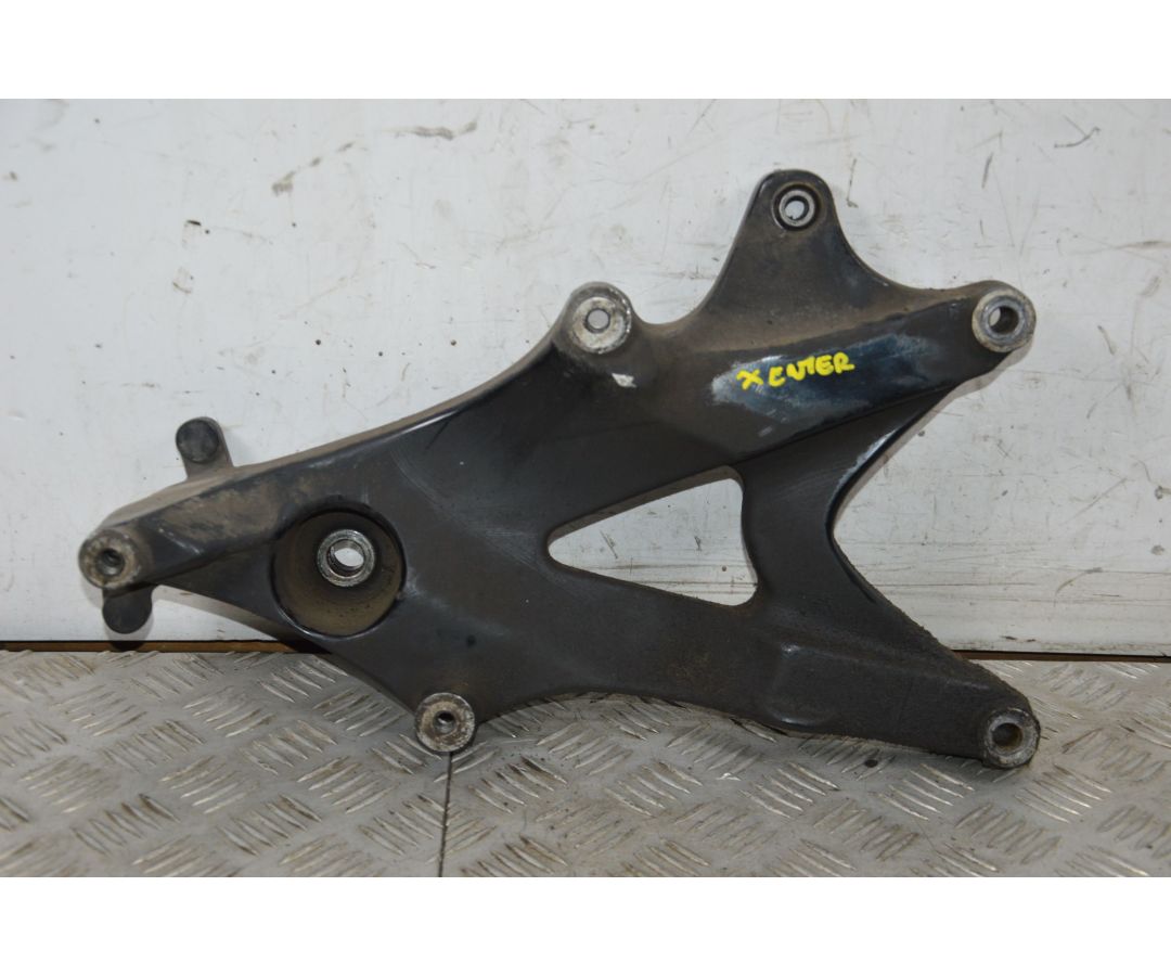 Staffa Supporto Marmitta Yamaha Xenter 125 / 150 dal 2011 al 2018  1726477395324