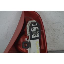 Fanale Stop Posteriore SX Renault Clio II dal 1998 al 2012 Cod 8200917488  1726565539173