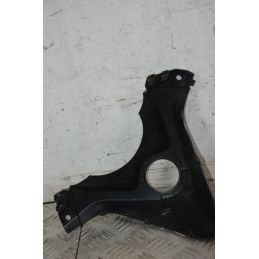 Carena Cornice Retroscudo Yamaha Tricity 125 / 155 dal 2014 al 2020 COD 2CM-F8312-00  1726566467871