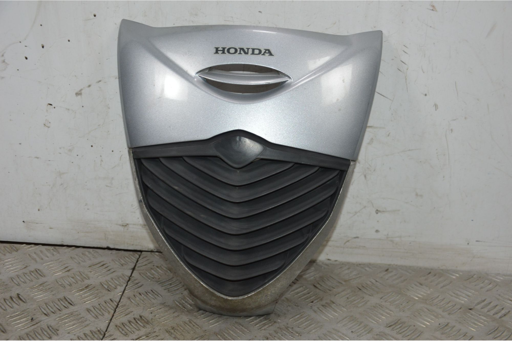 Carena Scudetto Anteriore Honda SH 125 / 150 dal 2005 al 2008  1726570561916