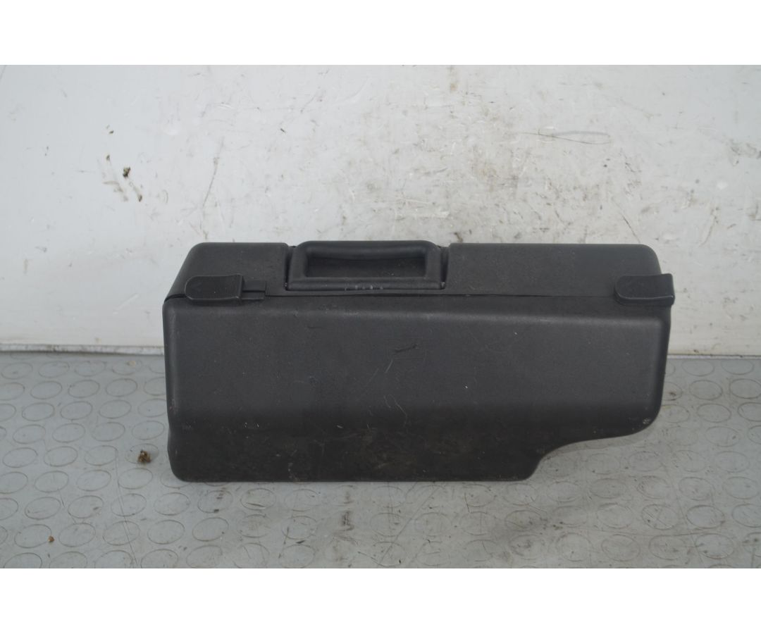 Crick Audi A6 5C Dal 1997 al 2004  1726575737286