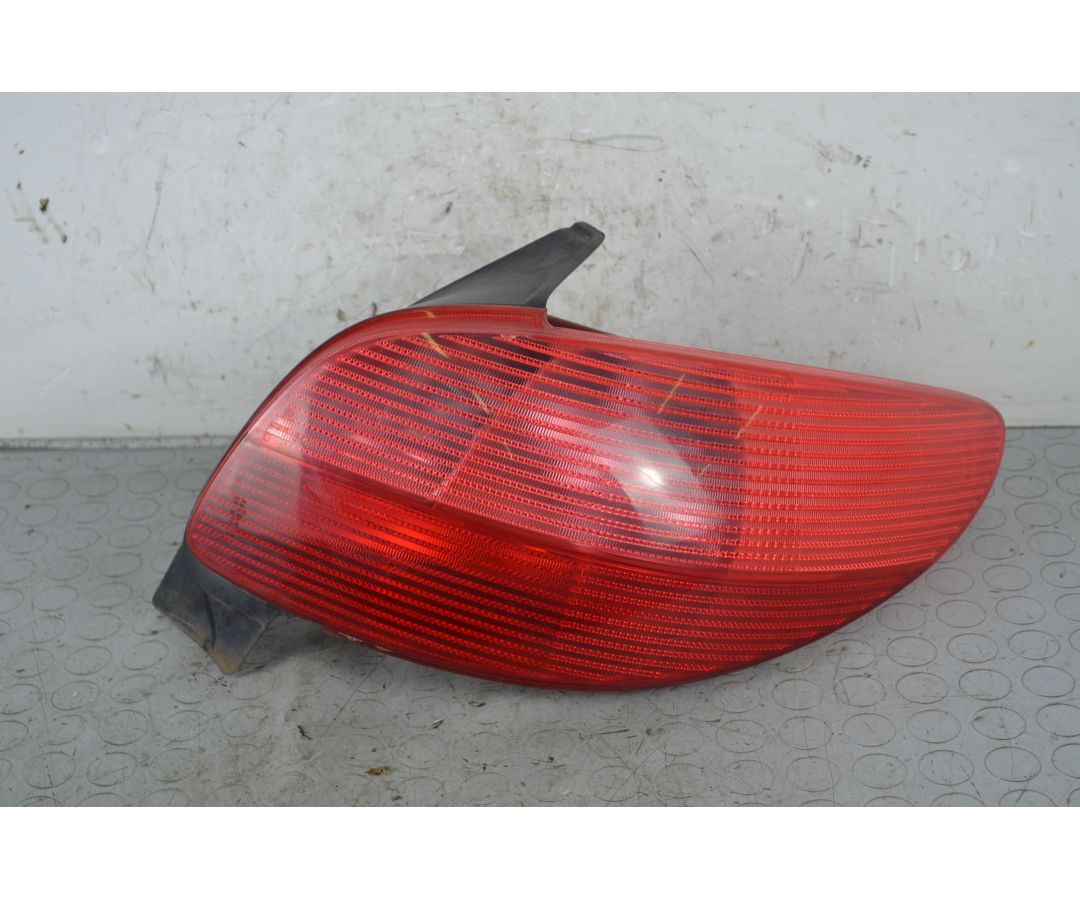 Fanale Stop posteriore DX Peugeot 206 Dal 1998 al 2006 Cod 6351S0  1726646285470