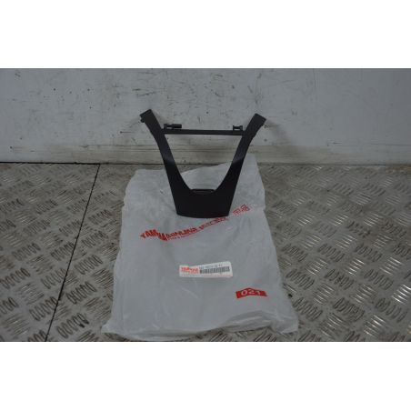 Carena Cornice Coprimanubrio Yamaha Xenter 125 Dal 2011 al 2018 Cod 52S-6218-00-P1  1726649832602